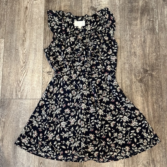 JOA Dress - Picture 3 of 5